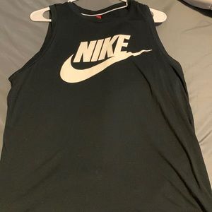 Nike tank top size L